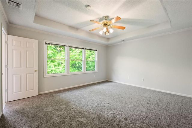 2408 S Ponca Avenue, Independence, MO 64057