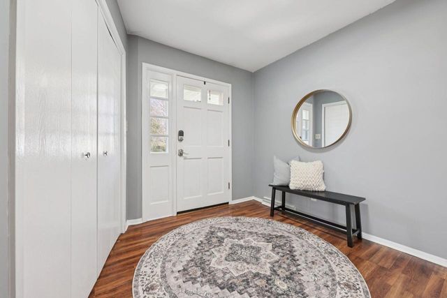 2301 W Glen Hills COURT, Glendale, WI 53209