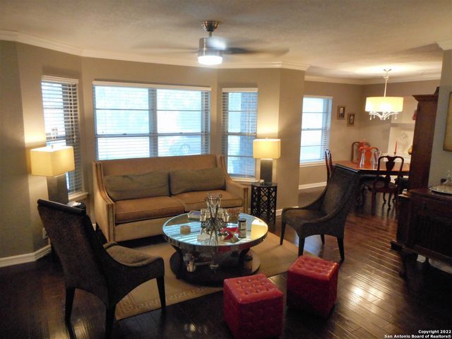 3715 TWISTED OAKS DR, San Antonio, TX 78217