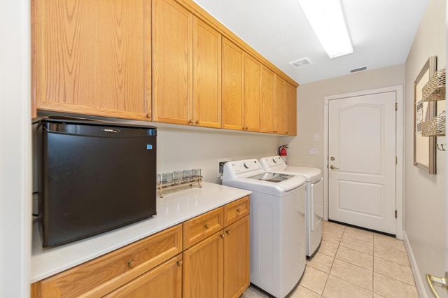 3812 Park Dr, El Dorado Hills, CA 95762