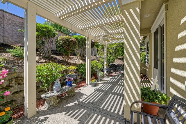 3812 Park Dr, El Dorado Hills, CA 95762