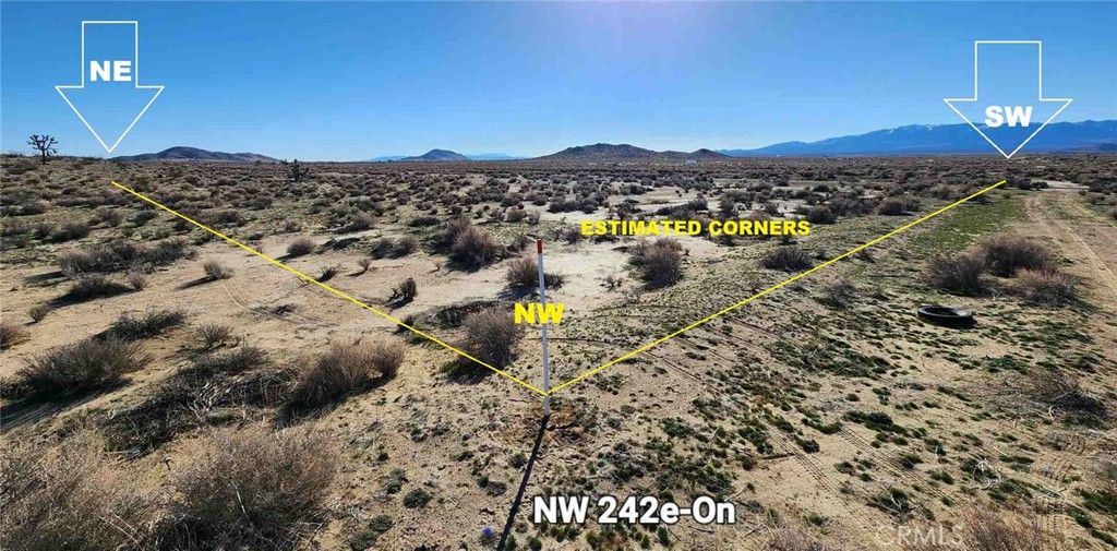 Image 3 of property listing at 24200 E Avenue O, Lancaster, CA 93591