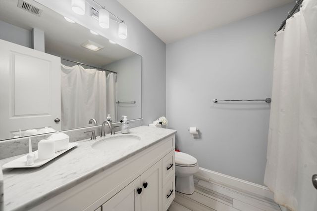 24 Lynn Dr, Attleboro, MA 02703