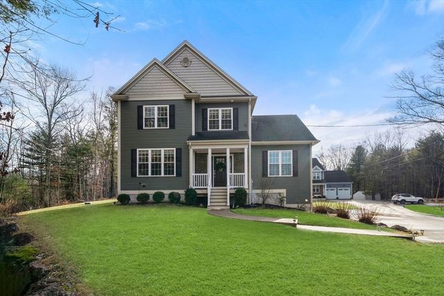 24 Lynn Dr, Attleboro, MA 02703