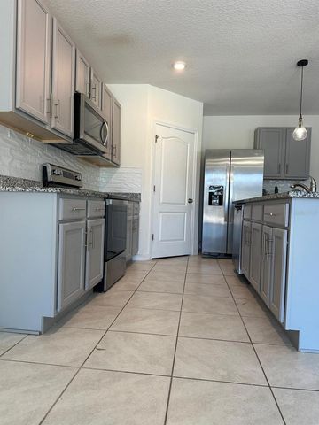 5287 BRACKS LANDING DRIVE, St Cloud, FL 34771