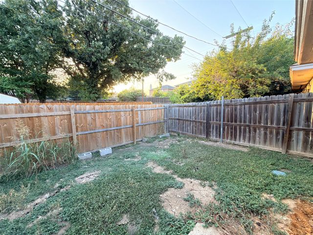 5804 Tinsley Drive, Arlington, TX 76017