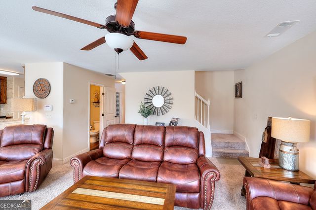 25 Cambridge Farms Drive, Hoschton, GA 30548