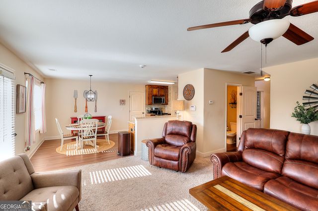 25 Cambridge Farms Drive, Hoschton, GA 30548