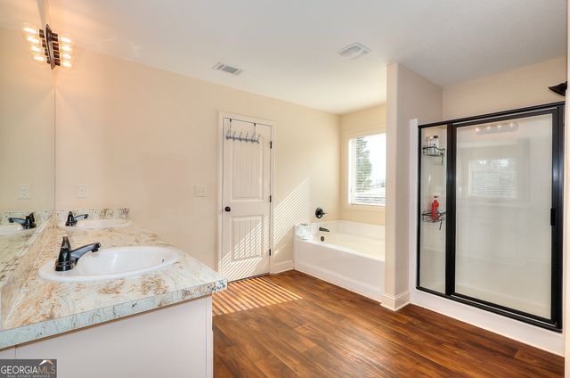 25 Cambridge Farms Drive, Hoschton, GA 30548