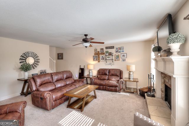 25 Cambridge Farms Drive, Hoschton, GA 30548