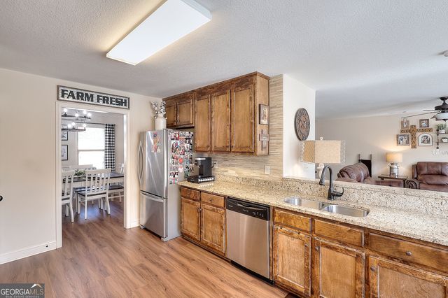 25 Cambridge Farms Drive, Hoschton, GA 30548