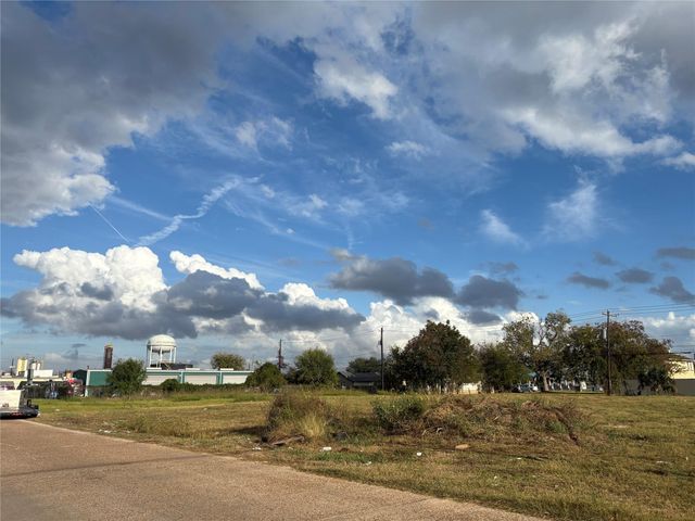 0 Washington, South Houston, TX 77587