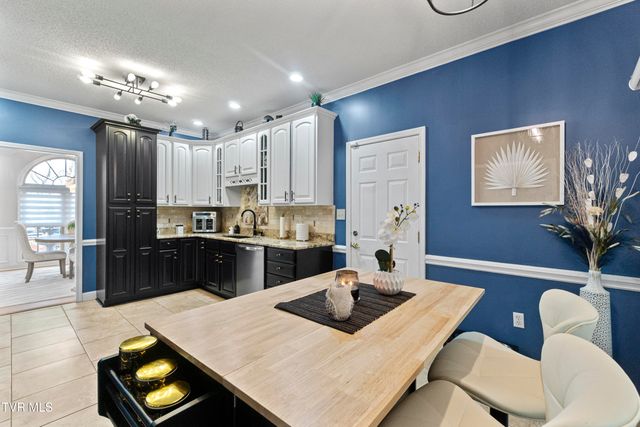 2605 Halifax Drive, Kingsport, TN 37660