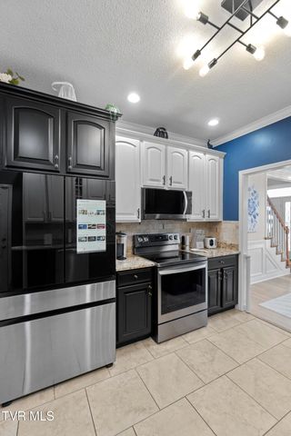 2605 Halifax Drive, Kingsport, TN 37660