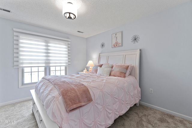 2605 Halifax Drive, Kingsport, TN 37660