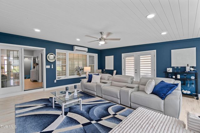 2605 Halifax Drive, Kingsport, TN 37660