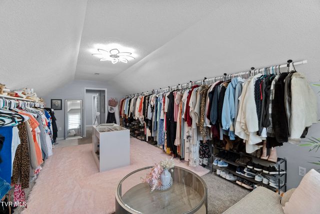 2605 Halifax Drive, Kingsport, TN 37660