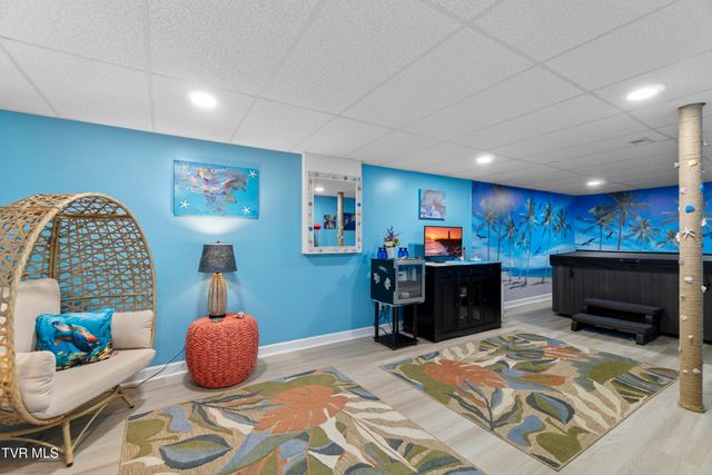 2605 Halifax Drive, Kingsport, TN 37660