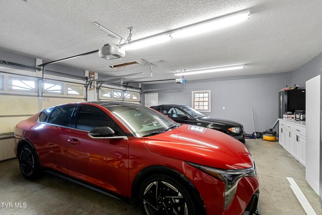 2605 Halifax Drive, Kingsport, TN 37660