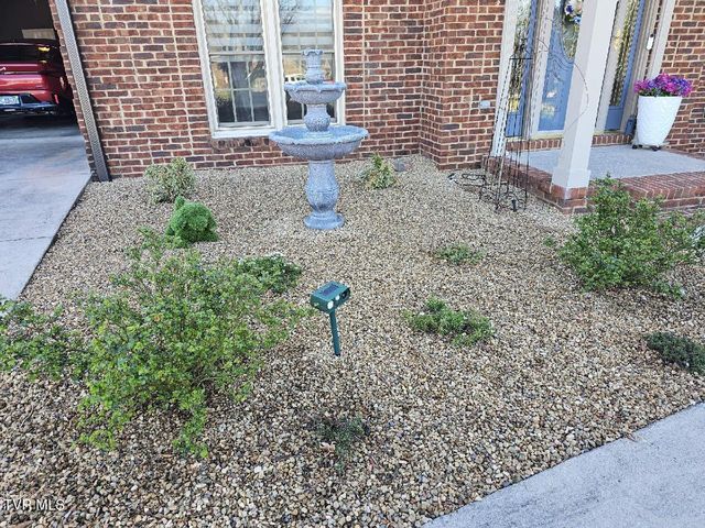 2605 Halifax Drive, Kingsport, TN 37660