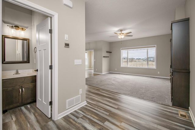 7186 Kittredge Cove, Otsego, MN 55301