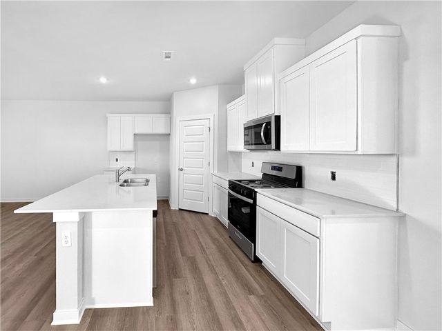 479 S Neon Avenue, Fayetteville, AR 72704