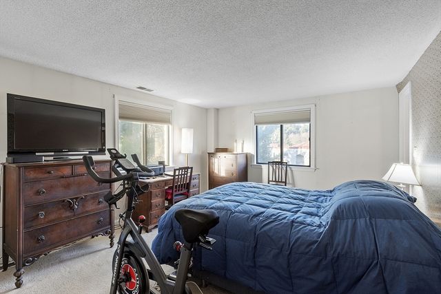 295 W. Wyoming Avenue 10C, Stoneham, MA 02180