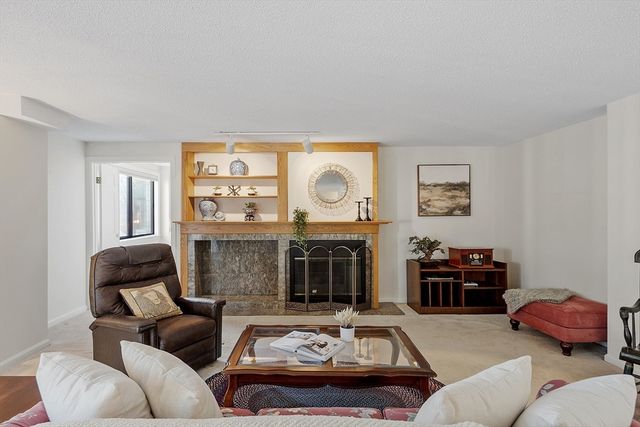 295 W. Wyoming Avenue 10C, Stoneham, MA 02180