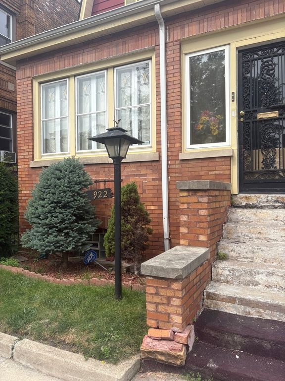 7922 S Morgan Street, Chicago, IL 60620
