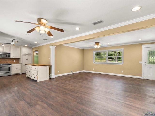 1137 FM 2985, Hughes Springs, TX 75656