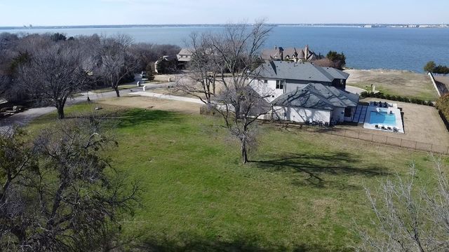 8 Terrabella Lane, Heath, TX 75032
