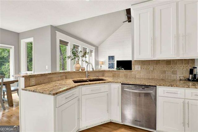 122 DOUGLAS FIR Drive, Waleska, GA 30183