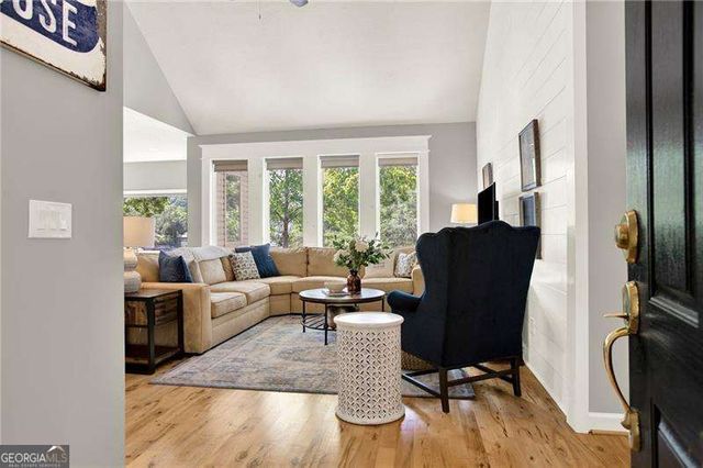 122 DOUGLAS FIR Drive, Waleska, GA 30183