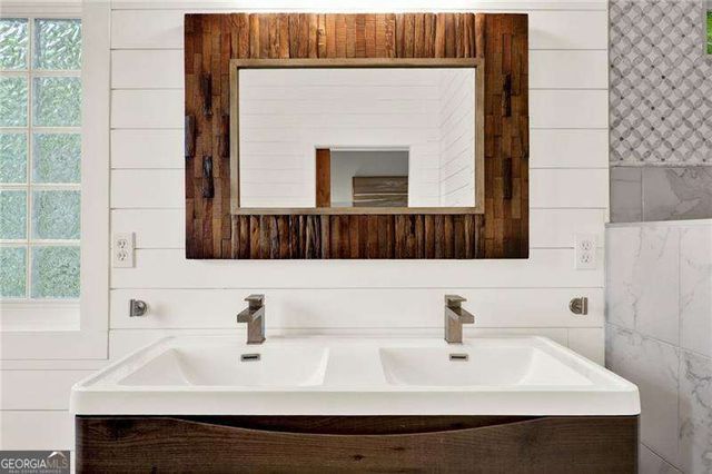 122 DOUGLAS FIR Drive, Waleska, GA 30183