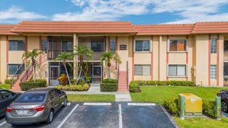 170 Lakeview Drive 203, Weston, FL 33326