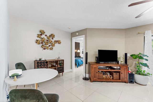 109 Liberty Court 109, Deerfield Beach, FL 33442