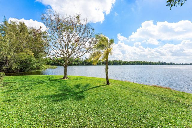 109 Liberty Court 109, Deerfield Beach, FL 33442