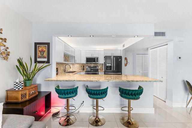 109 Liberty Court 109, Deerfield Beach, FL 33442