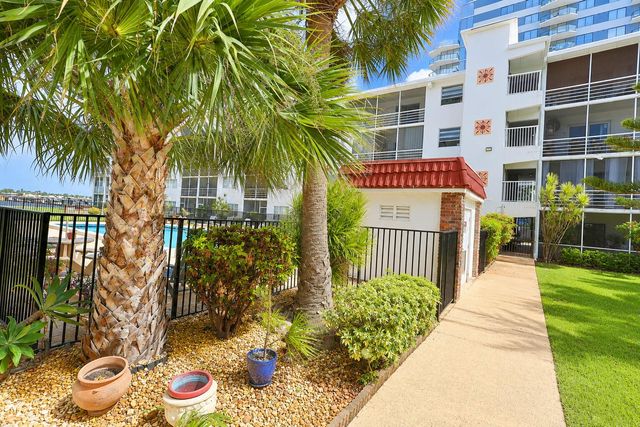 4500 N FLAGLER Drive B21, West Palm Beach, FL 33407