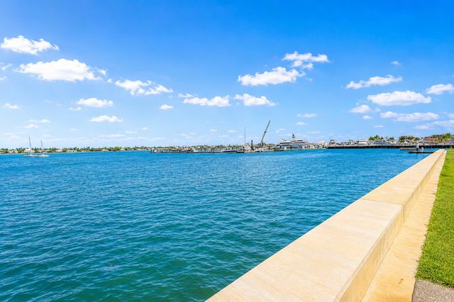 4500 N FLAGLER Drive B21, West Palm Beach, FL 33407