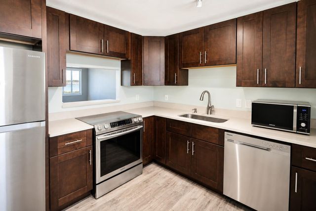 4500 N FLAGLER Drive B21, West Palm Beach, FL 33407