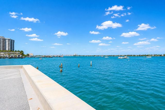 4500 N FLAGLER Drive B21, West Palm Beach, FL 33407