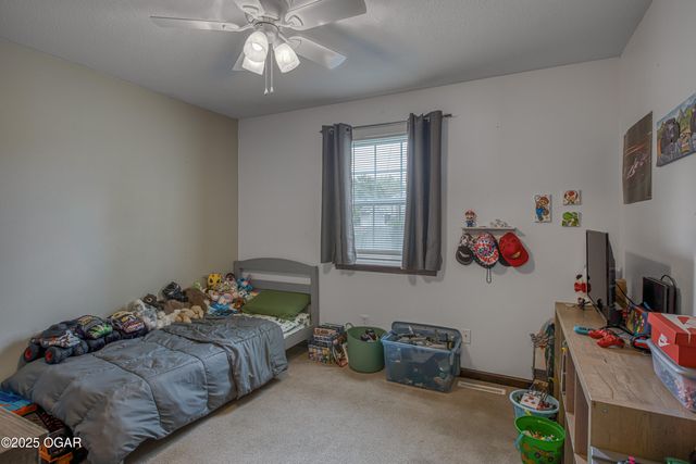 2907 W 17th Street, Joplin, MO 64801