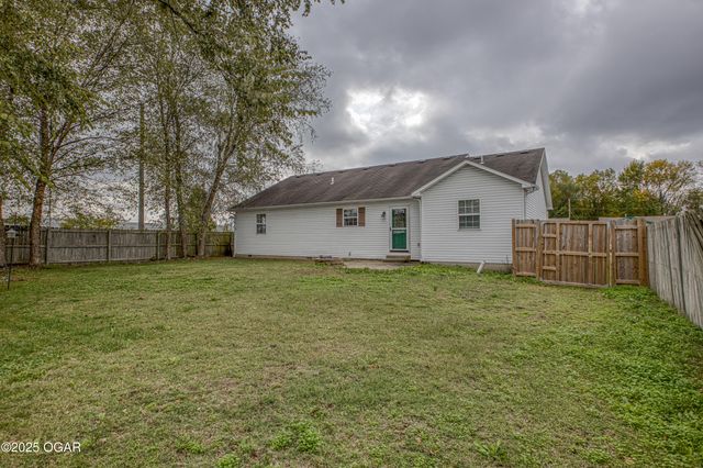 2907 W 17th Street, Joplin, MO 64801