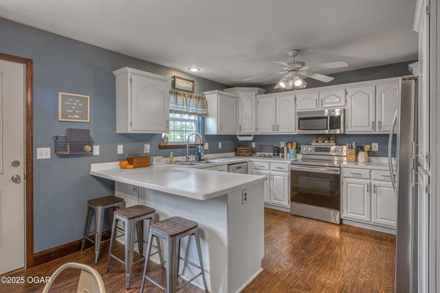 2907 W 17th Street, Joplin, MO 64801