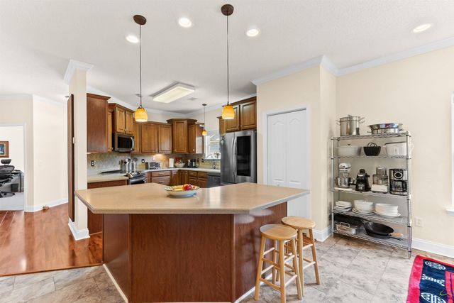 154 Fairway Oaks Drive, Perry, GA 31069