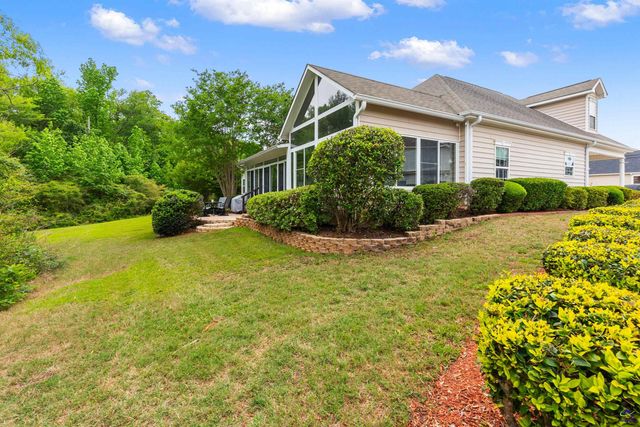 154 Fairway Oaks Drive, Perry, GA 31069