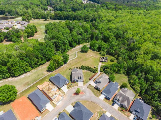 154 Fairway Oaks Drive, Perry, GA 31069