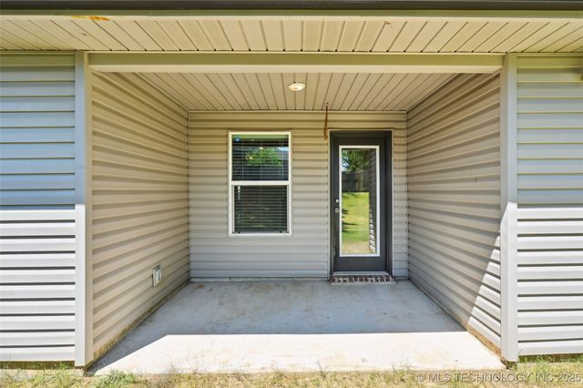 3009 N 24th West Avenue, Tulsa, OK 74127