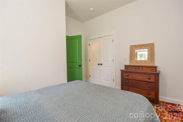 345 W Lowrance Avenue, Mooresville, NC 28115